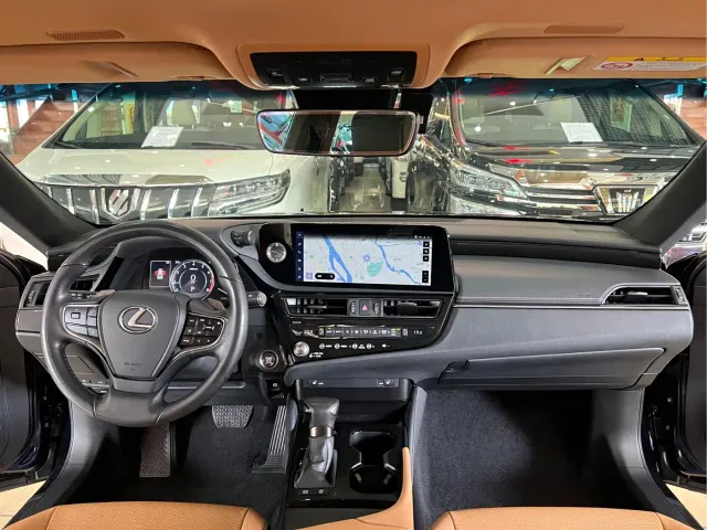Lexus ES — Фото автомобиля 15