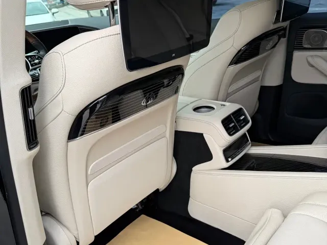 Mercedes-Benz GLS-Class — Фото автомобиля 14