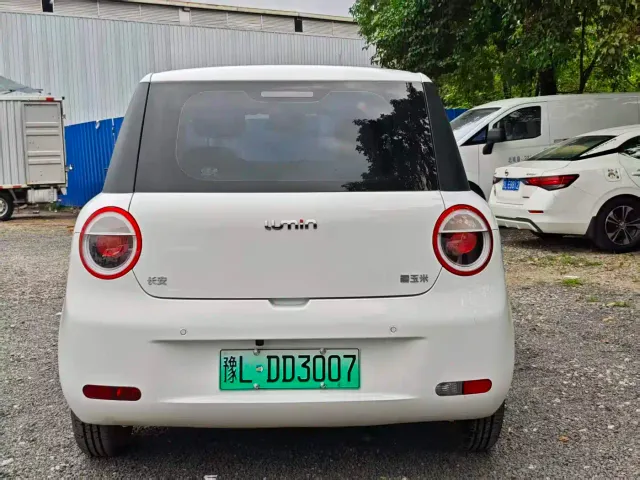Changan Lumin — Фото автомобиля 5