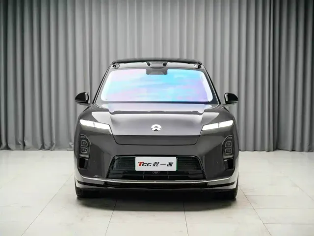 Nio ES8 — Фото автомобиля 5