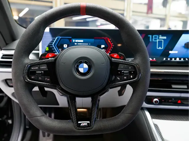 BMW M4 — Фото автомобиля 16