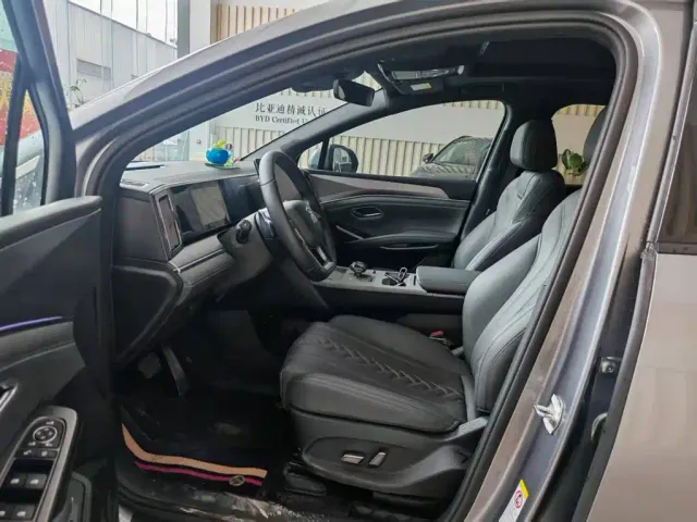 BYD Song L DM-i — Фото автомобиля 12
