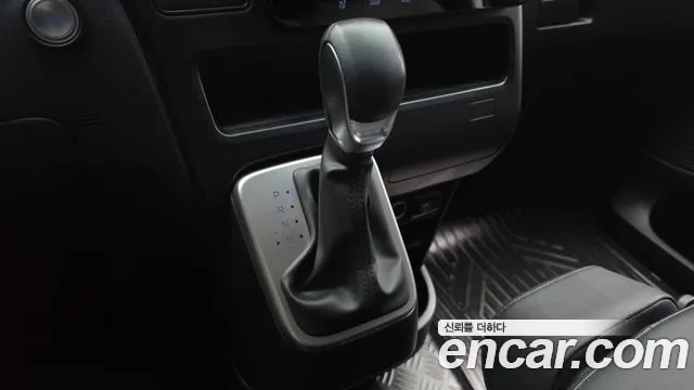 Hyundai Staria — Фото автомобиля 9