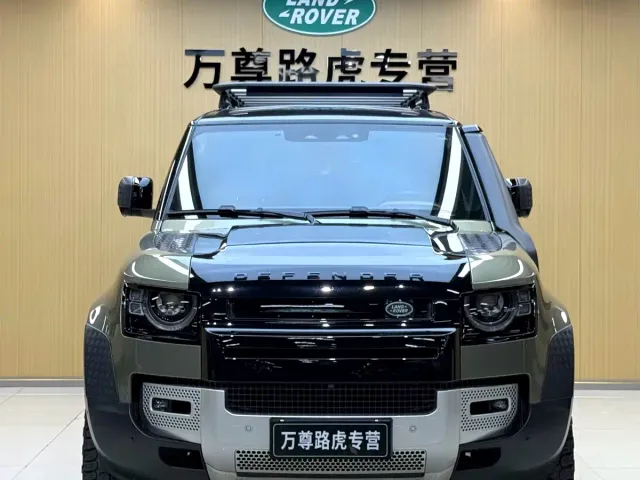 Land Rover Defender — Фото автомобиля 2