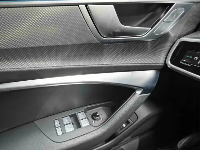 Audi A6L — Фото автомобиля 14