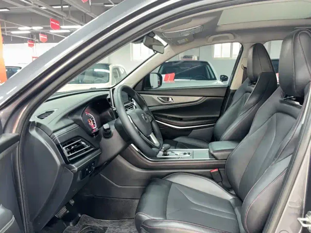 Changan CS75 — Фото автомобиля 15