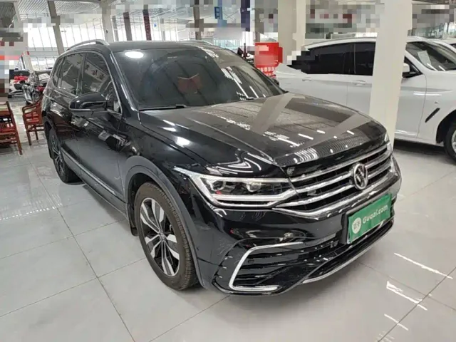 Volkswagen Tiguan L — Фото автомобиля 3