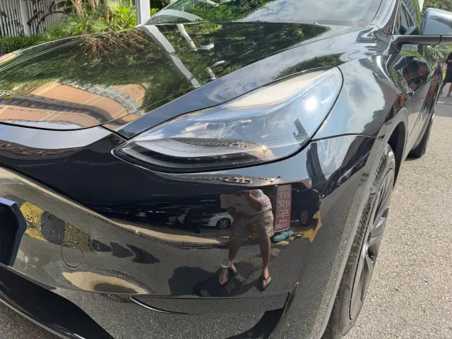 Tesla Model Y — Фото автомобиля 4