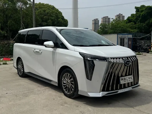 GAC Trumpchi M8 — Фото автомобиля 3