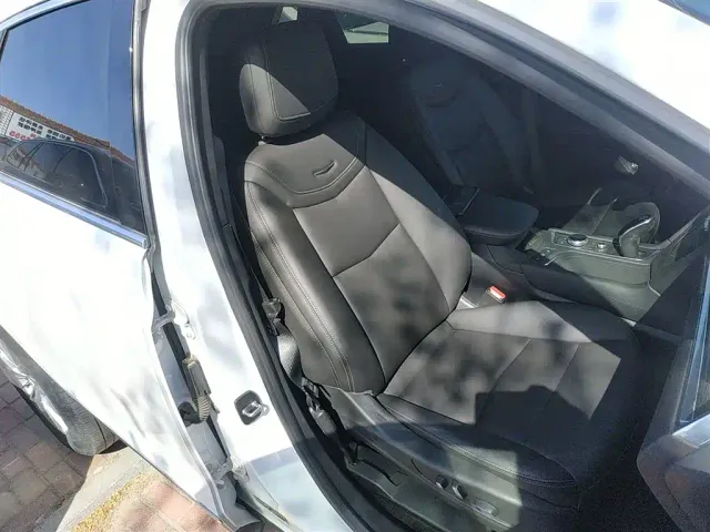 Cadillac XT5 — Фото автомобиля 24