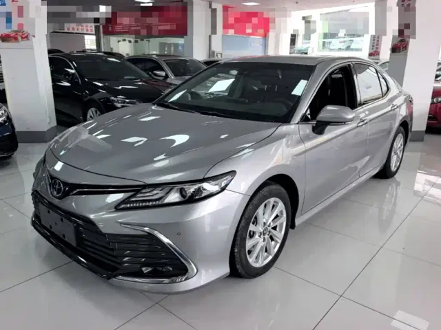 Фотография автомобиля — Toyota Camry