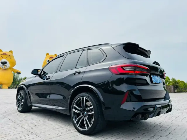 BMW X5 M — Фото автомобиля 4