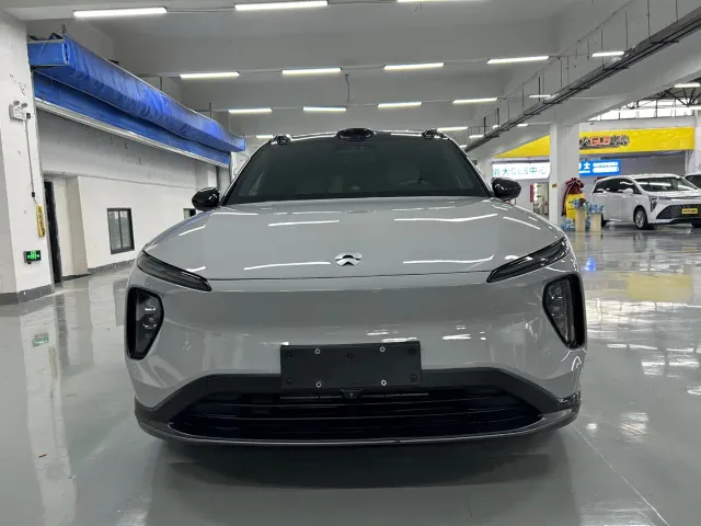 Nio ES6 — Фото автомобиля 2