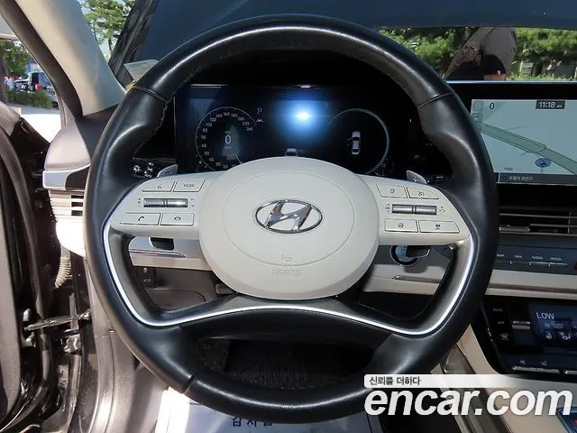Hyundai Grandeur (New) Hybrid — Фото автомобиля 8