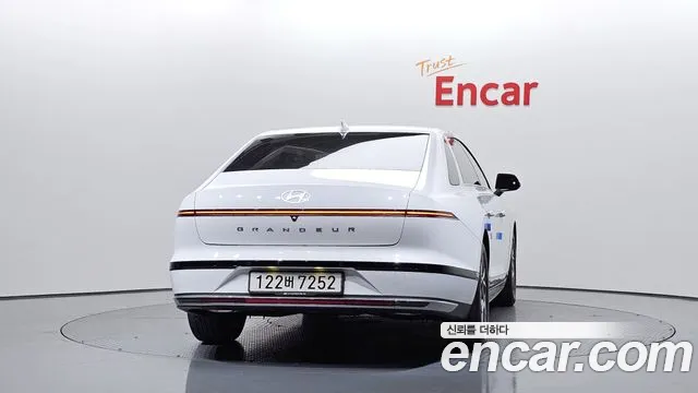 Hyundai Grandeur GN7 — Фото автомобиля 4