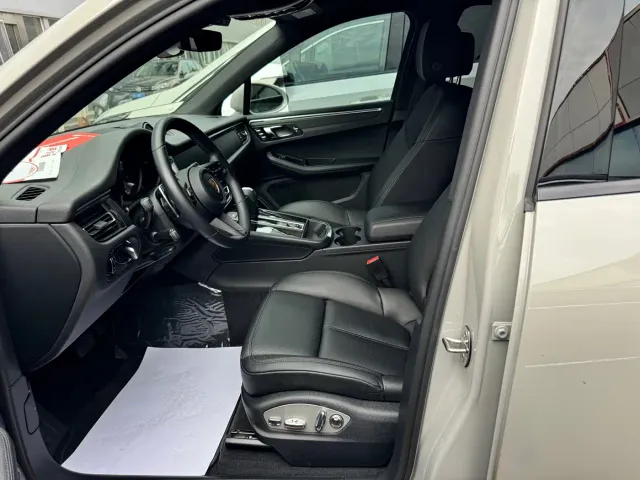 Porsche Macan 2022 Macan 2.0T — Фото автомобиля 3