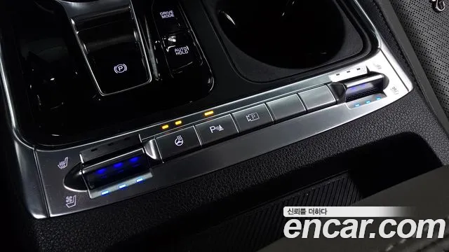 Kia Canival Новый Carnival 4 поколение Бензин 9 мест Signature — Фото автомобиля 29