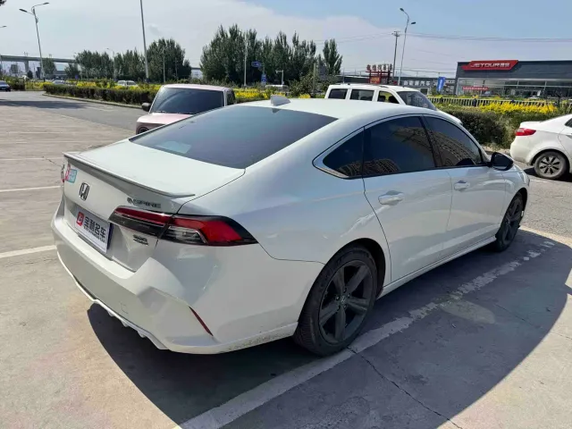 Honda Inspire — Фото автомобиля 4