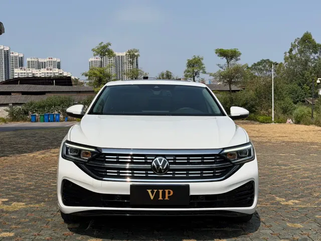 Volkswagen Sagitar — Фото автомобиля 2