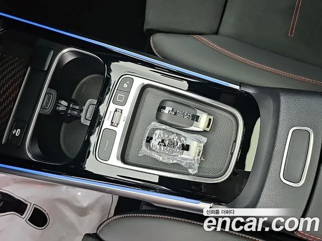 Mercedes-Benz EQB — Фото автомобиля 18