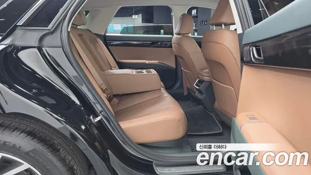 Hyundai Grandeur GN7 — Фото автомобиля 12