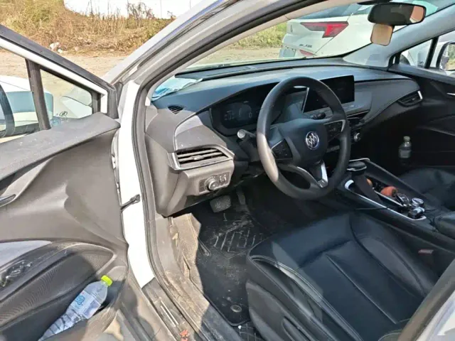 Buick Velite 6 — Фото автомобиля 15