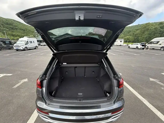 Audi Q3 — Фото автомобиля 9