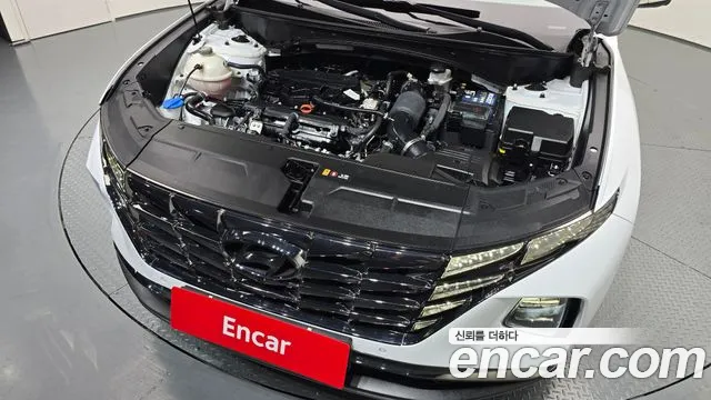 Hyundai Tucson Tucson (NX4) Бензин 1.6 турбо 2WD — Фото автомобиля 6