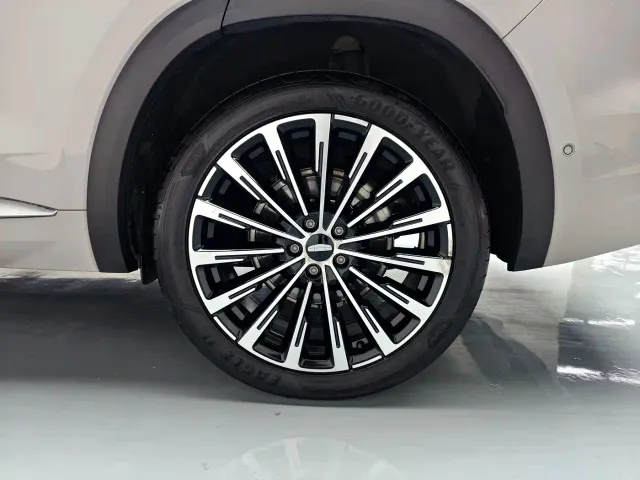 Geely Xingyue L — Фото автомобиля 11