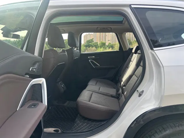 BMW X1 — Фото автомобиля 13
