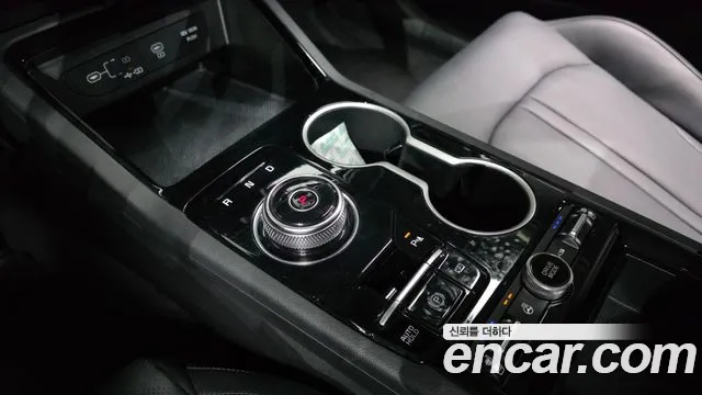 Kia K5 Новый K5 3 поколение 2.0 LPi(Для проката) — Фото автомобиля 9