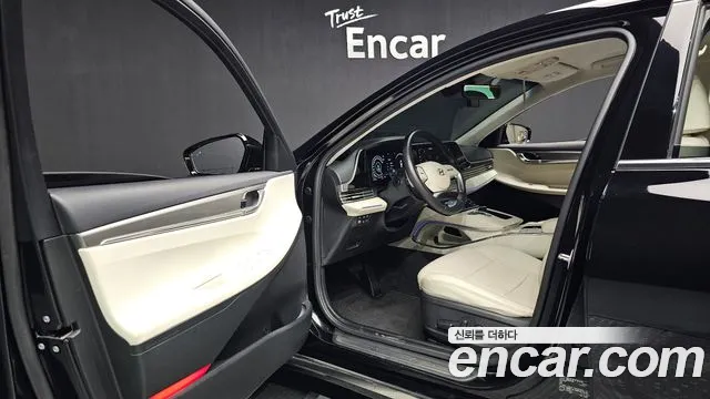Hyundai Grandeur New — Фото автомобиля 10