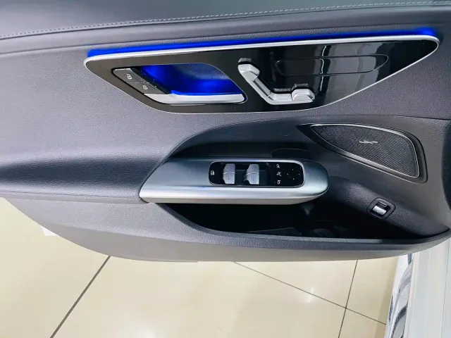 Mercedes-Benz C-Class — Фото автомобиля 17