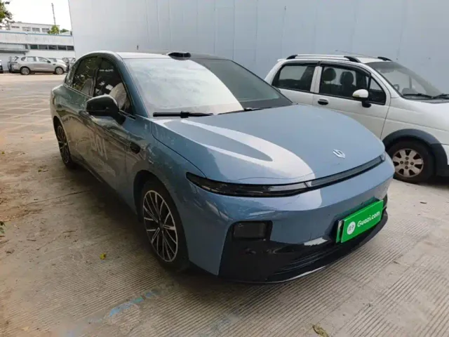 Leapmotor B01 — Фото автомобиля 3
