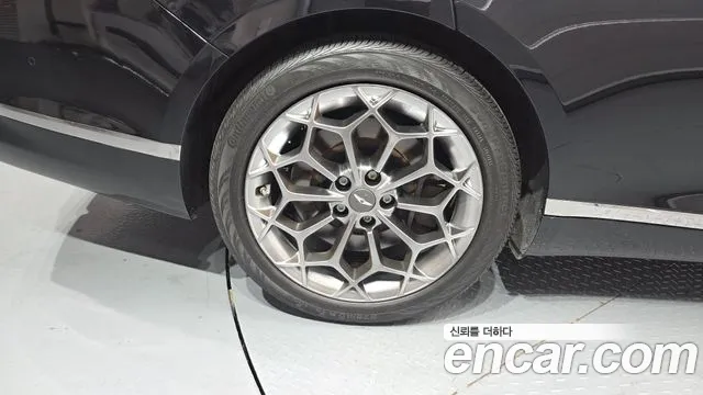 Genesis G80 Бензин 2.5 турбо AWD — Фото автомобиля 5