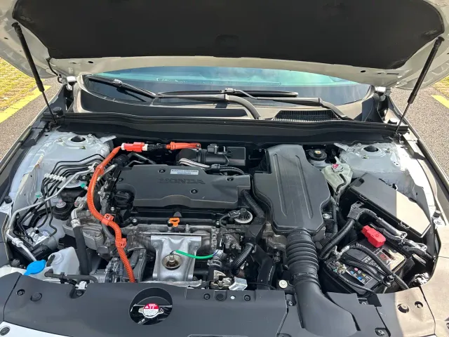 Honda Accord — Фото автомобиля 10