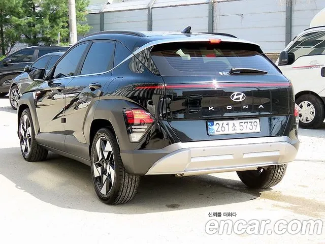 Hyundai Kona SX2 — Фото автомобиля 3