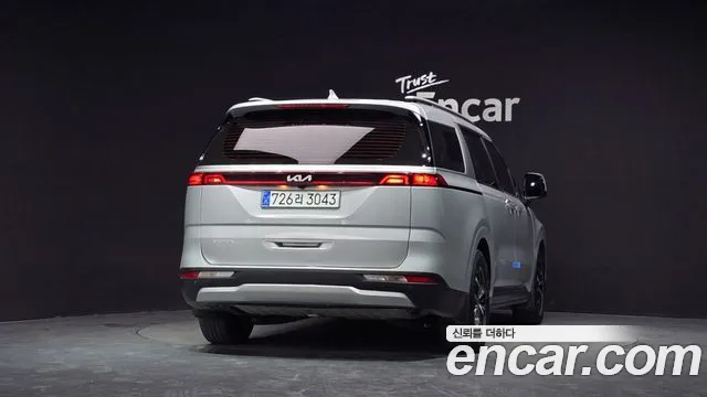 Kia Canival Carnival 4 поколение Дизель 11 мест Prestige — Фото автомобиля 4