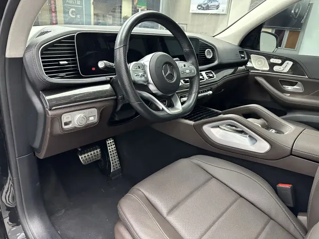 Mercedes-Benz GLS-Class — Фото автомобиля 12