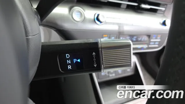 Hyundai Kona — Фото автомобиля 9