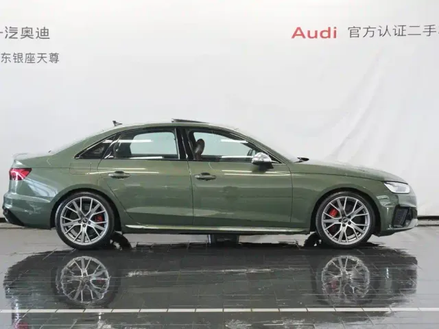Audi S4 — Фото автомобиля 4