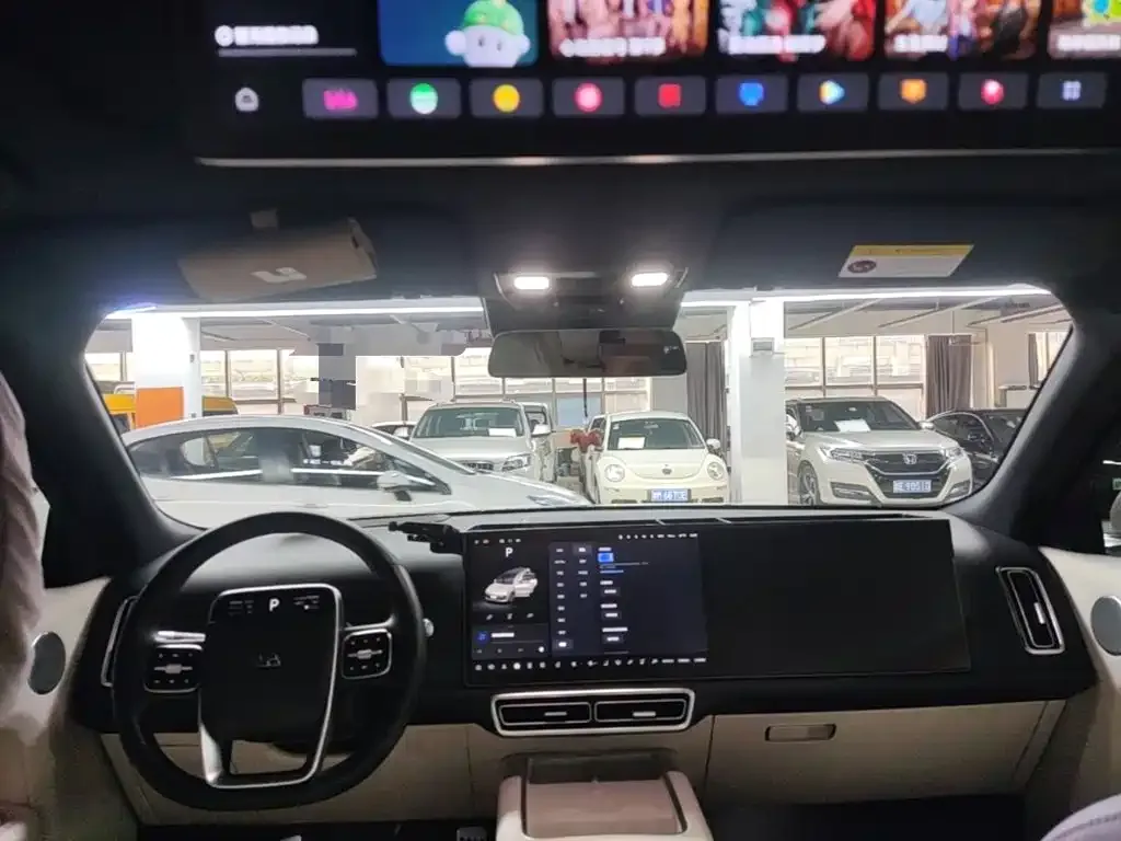 Li Auto Li Xiang L9 2023 Model Pro — Фото автомобиля 17