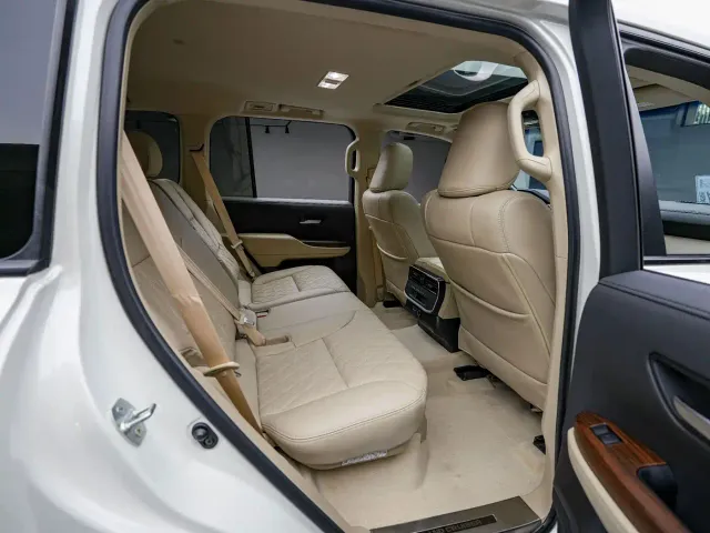 Toyota Land Cruiser — Фото автомобиля 5