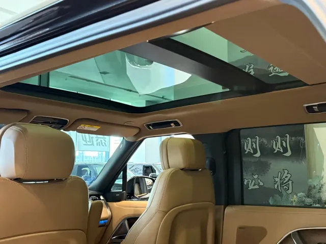Land Rover Range Rover — Фото автомобиля 12