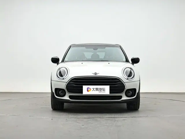 MINI Clubman — Фото автомобиля 2