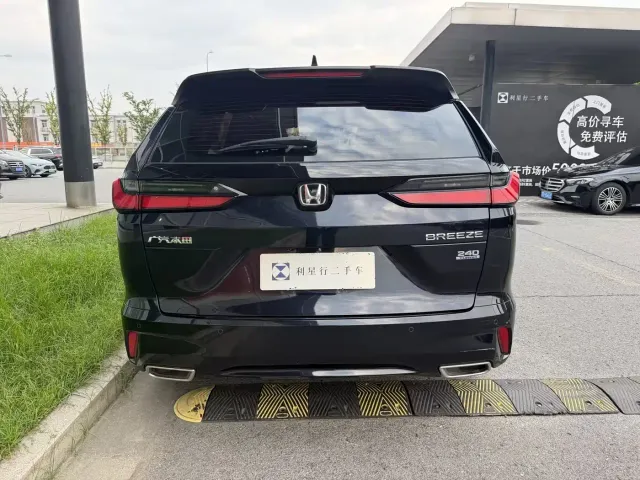 Honda Haoying 2023 240TURBO 2WD Premium 5-Seater — Фото автомобиля 19