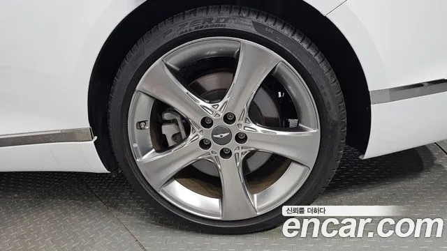 Genesis G80 Бензин 2.5 турбо AWD — Фото автомобиля 20