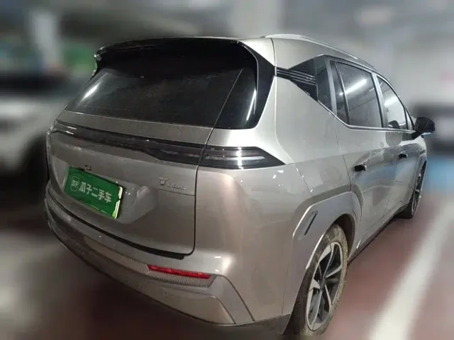 GAC Aion Y — Фото автомобиля 6