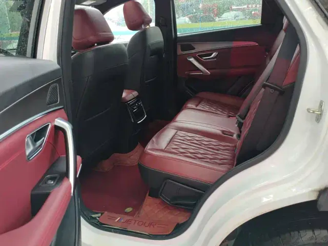 Jetour X70 Plus — Фото автомобиля 11