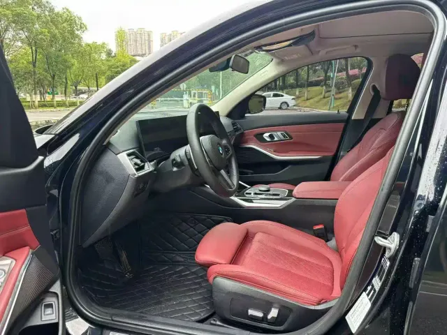 BMW 3 Series — Фото автомобиля 4